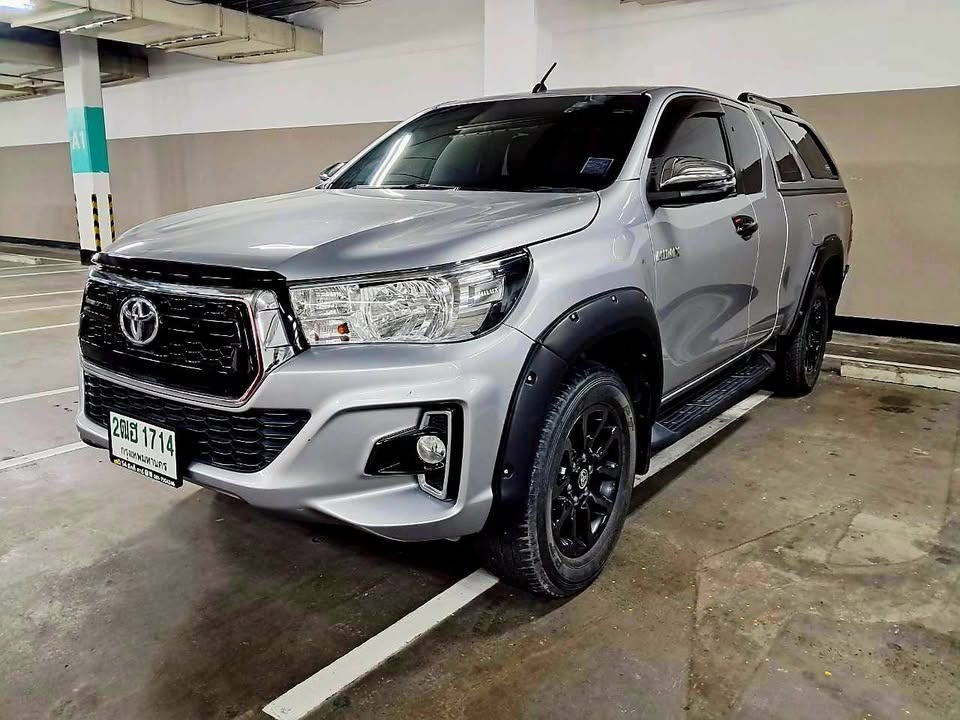 Toyota Revo